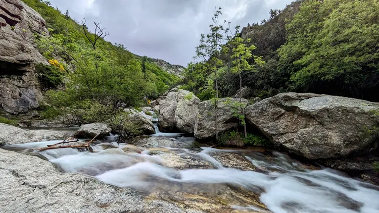 Gorges d'Héric, Natur pur, Wandern, Baden, Erholung, 45 min von La Vigneronne entfernt